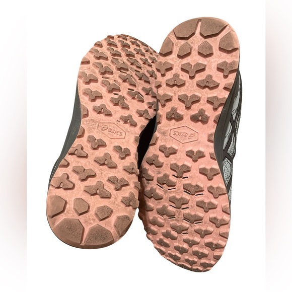 ASICS Women’s Frequent Trail Running Shoes (9W) - Picture 7 of 10